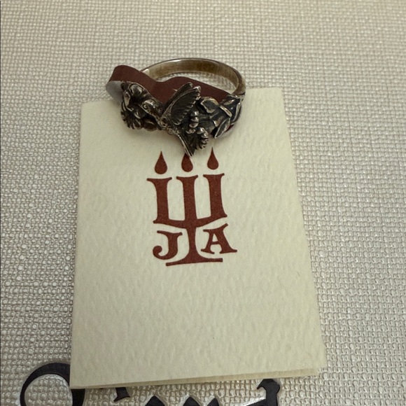 Jewelry - James Avery 925 Silver Ring - Size 9